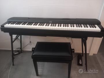 Pianoforte yamaha p255