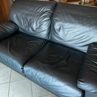 2 Divani in pelle