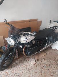 Triumph street twin 900 