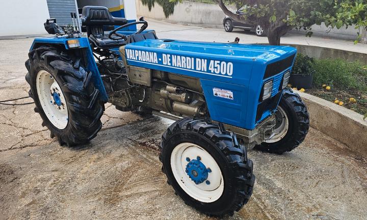 Trattore Gommato Frutteto Valpadana DN 4500