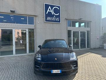 PORSCHE Macan 2.0