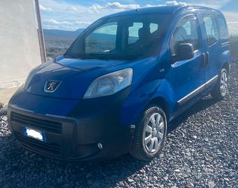 Peugeot bipper autocarro