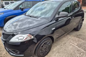 Lancia Ypsilon 1.2 69 CV 5 porte GPL Ecochic Gold