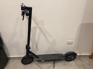 Monopattino elettrico vivo