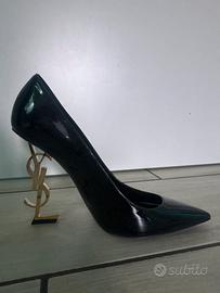 Tacchi Saint Laurent