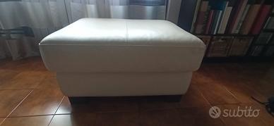 puff in pelle color panna