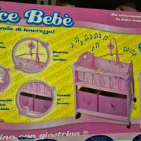 Lettino per bambole dolce bebè
