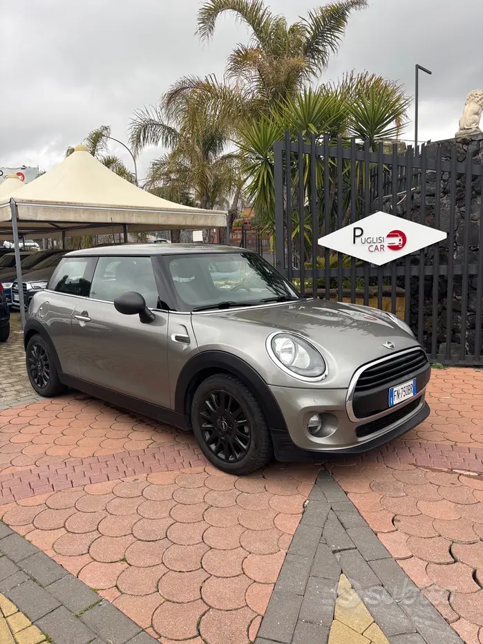 MINI Mini 4ª serie (F56)