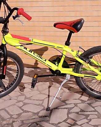 BMX Aurelia Dino Bike Freestyle