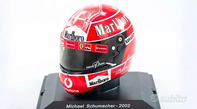 Michael Schumacher 2002 Ferrari F1 Casco 1:5
