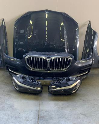 Musata BMW X5 anno 2022 3.0b hybrid fari laser