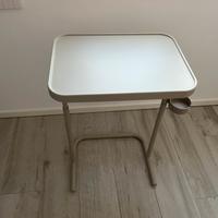 Piccola scrivania mobile