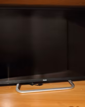 Televisore led Haier 40" full HD con Chromecast