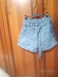Pantaloncini in jeans vita alta