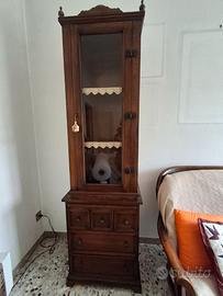 Vetrinetta con cassetti e pianetto estraibile