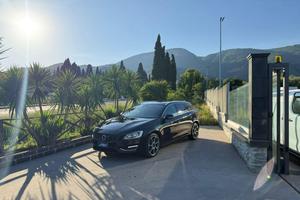 VOLVO - V60 - D2 Geartronic Volvo Ocean Race