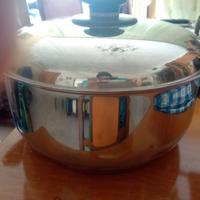 Pentola larga 29 e alta14 con coperchio e scolapas