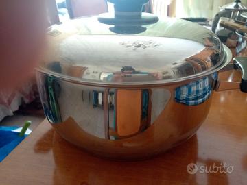 Pentola larga 29 e alta14 con coperchio e scolapas