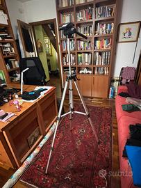 Treppiedi per macchina fotografica/vodeocamera.