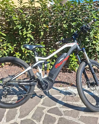 E-MTB bi ammortizzata  BH REBEL Lynx  5.5 yamaha 