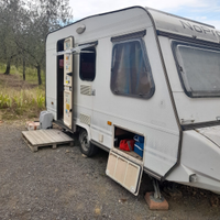 Roulotte Adria 4 posti