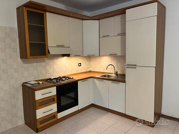 Cucina in buone condizioni