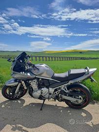 Suzuki gsf 650 s