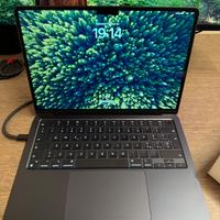 MacBook Air M2 13" 512GB pari a nuovo!