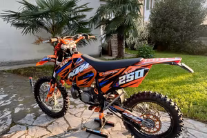 KTM 250 2T