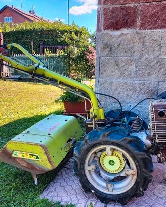 Motocoltivatore "Grillino" con fresa posteriore