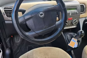 Lancia ypsilon 1,3 multijet