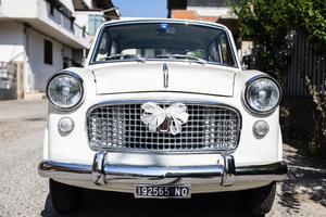 auto d'epoca  1100 in buonissime condizioni