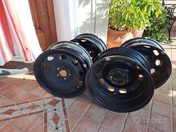 Cerchi in ferro auto