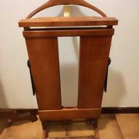 servo muto in legno