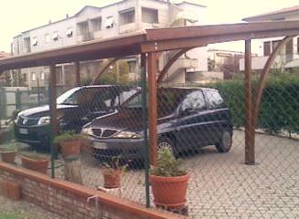 Tettoie e pergole in legno