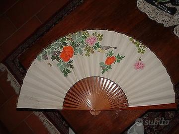 Ventaglio antico, dipinto e con scritture del 1886