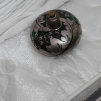 bottiglia per profumo spray in vetro decorato 