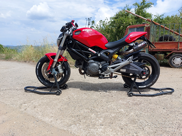 Monster 696 a2