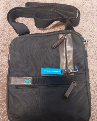 Borsello a tracolla marca Piquadro