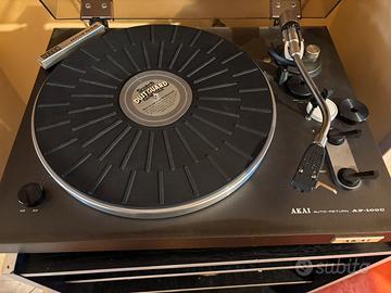 Giradischi Akai tp 100