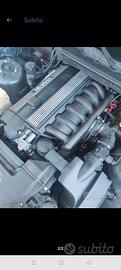 motore BMW 320 i