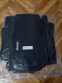 Tappeti Jeep Leggete tutto l'annuncio completo