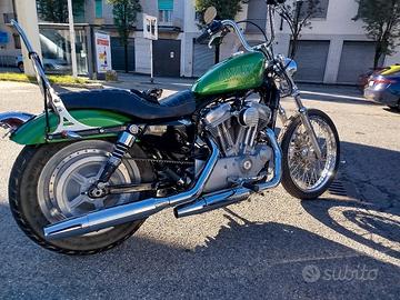 Harley Davidson sportster 883