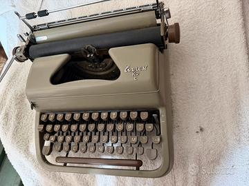 VINTAGE MACCHINA DA SCRIVERE EVEREST K2