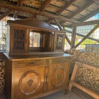 vecchia credenza