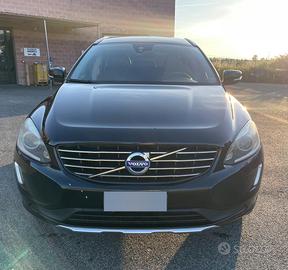 VOLVO XC60 D4 AWN AUTOCARRO N1