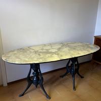 Tavolo in marmo