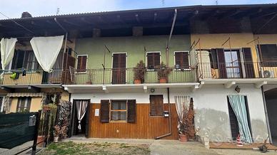 Casa indipendente di 130 m² con più di 5 locali e 