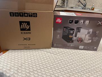 Illy x3 macchina caffè