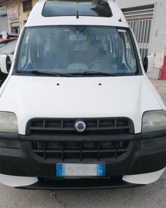 Fiat Doblo 1.9 JTD TRASPORTO DISABILI